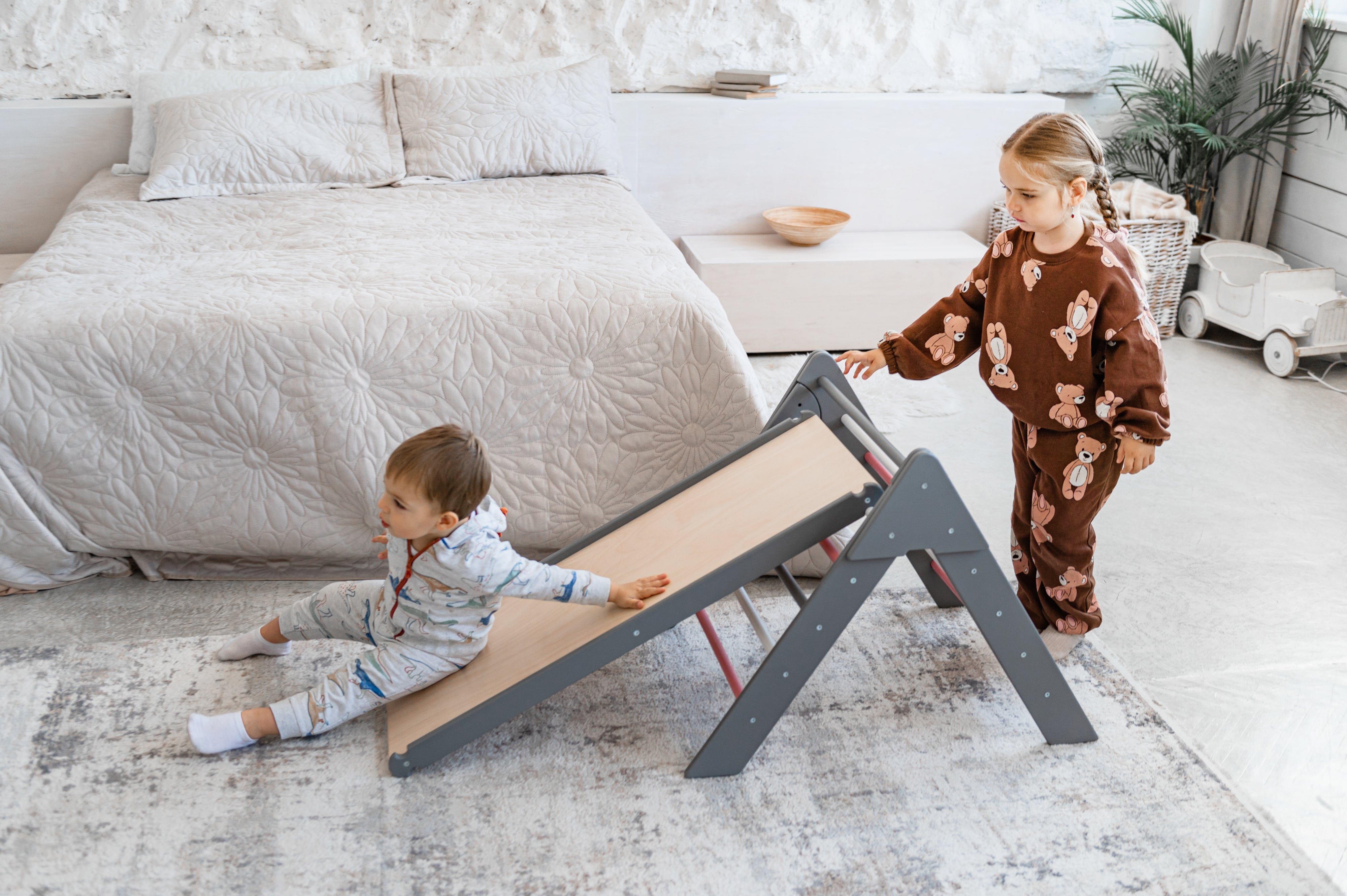 Pikler-Dreieck: Entwicklungs- und Bewegungskomplex für Kinder- HolzRepublik