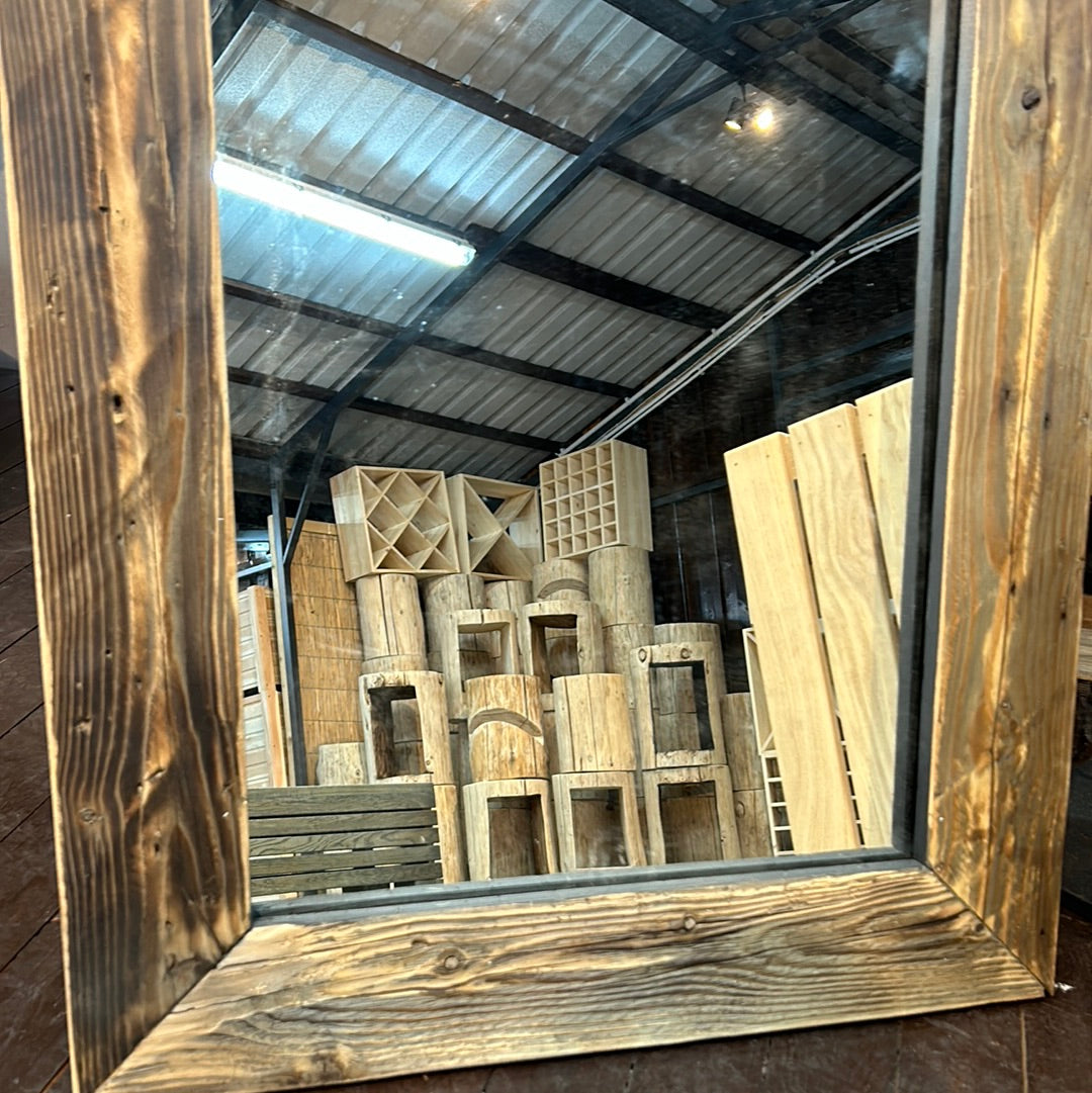 Eleganter Bodenspiegel mit Holzrahmen- HolzRepublik