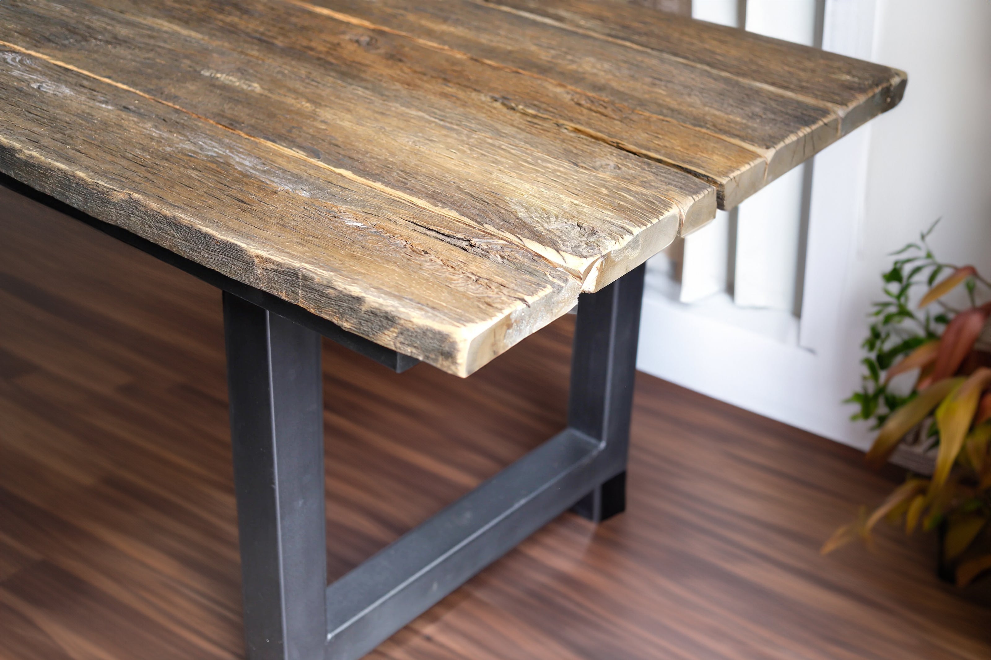 Esstischplatte aus alten originalen Holzbalken / Holztischplatte- HolzRepublik