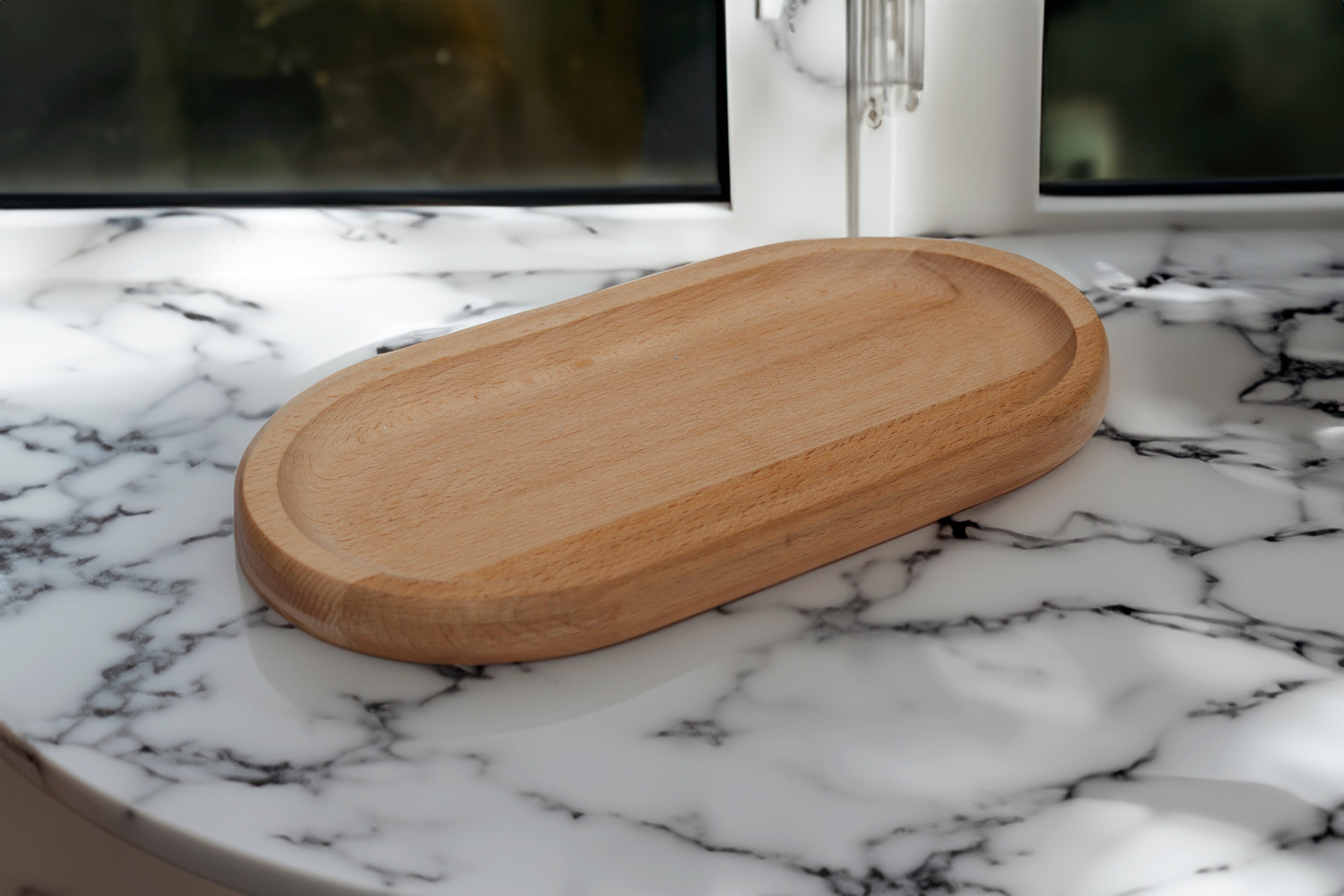 Holzteller / Holzuntersetzer / Holztablett / Servierplatte "Oval"- HolzRepublik