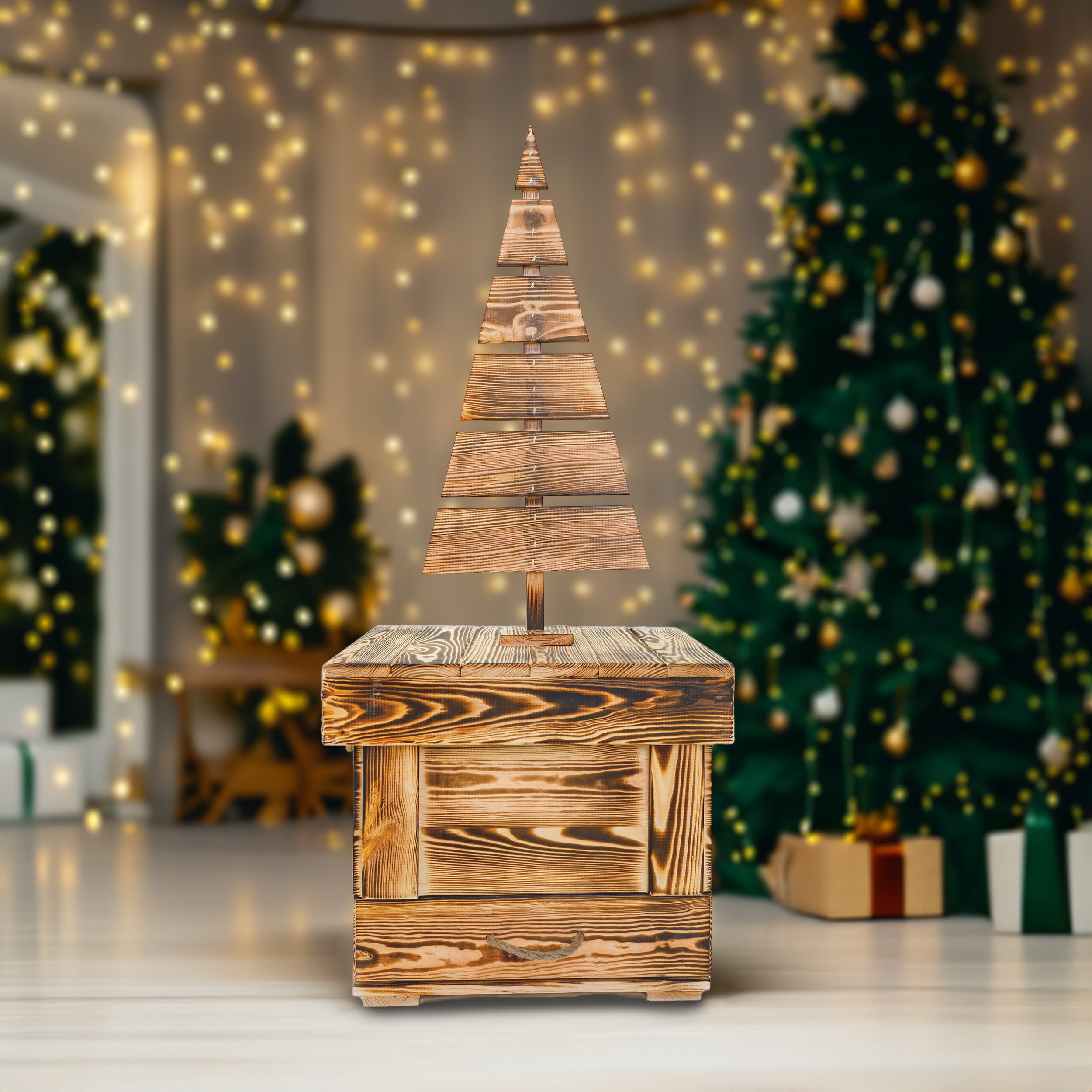 Holztruhe /Weihnachtstruhe Flambiert 43x37,5x40 cm mit Tablett und Holzweihnachtsbaum- HolzRepublik