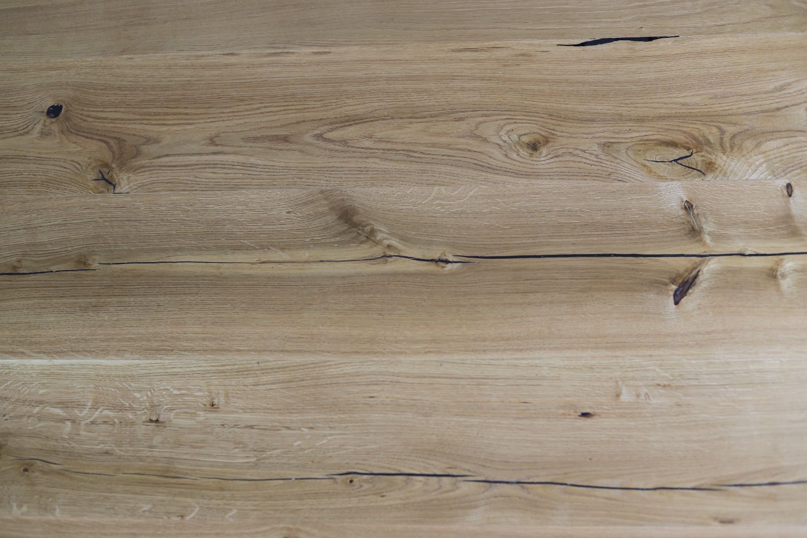 Massivholztischplatte mit Waldkante / Esstischplatte aus Massivholz- HolzRepublik