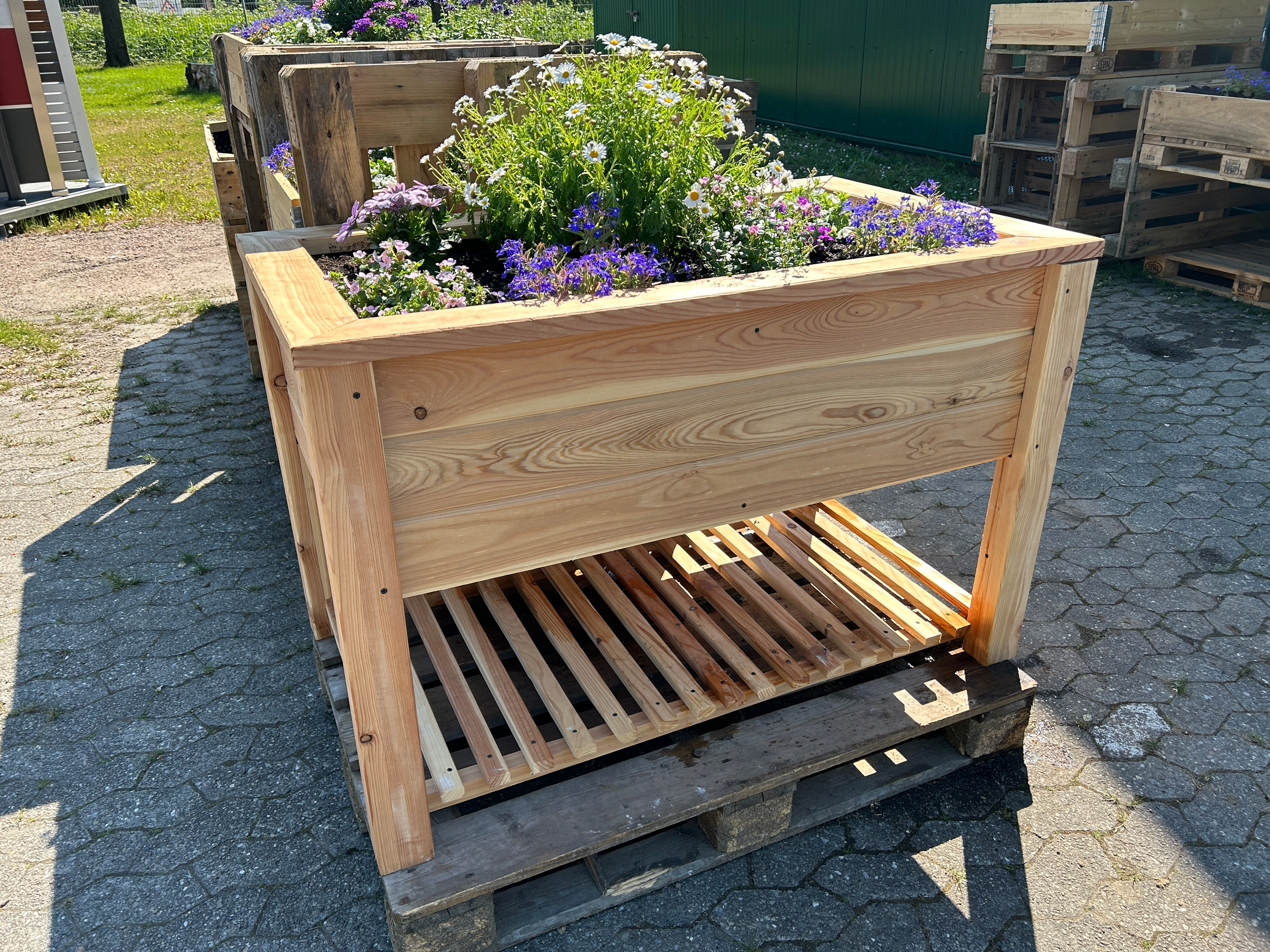 Hochbeet auf den Beinen für Ihren Garten 120x75x65 cm- HolzRepublik