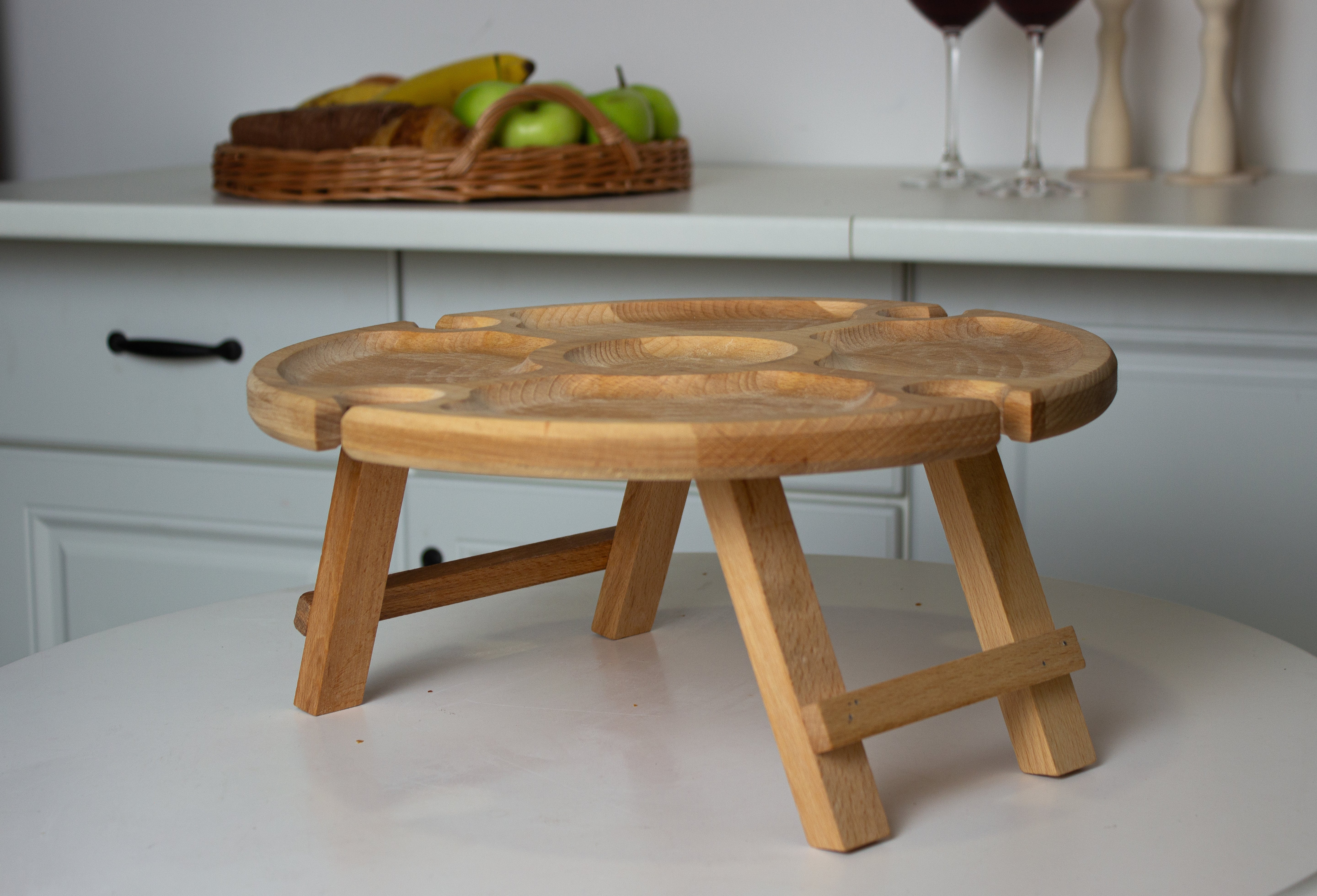Rundes multifunktionales Serviertablett aus Buchenholz- HolzRepublik