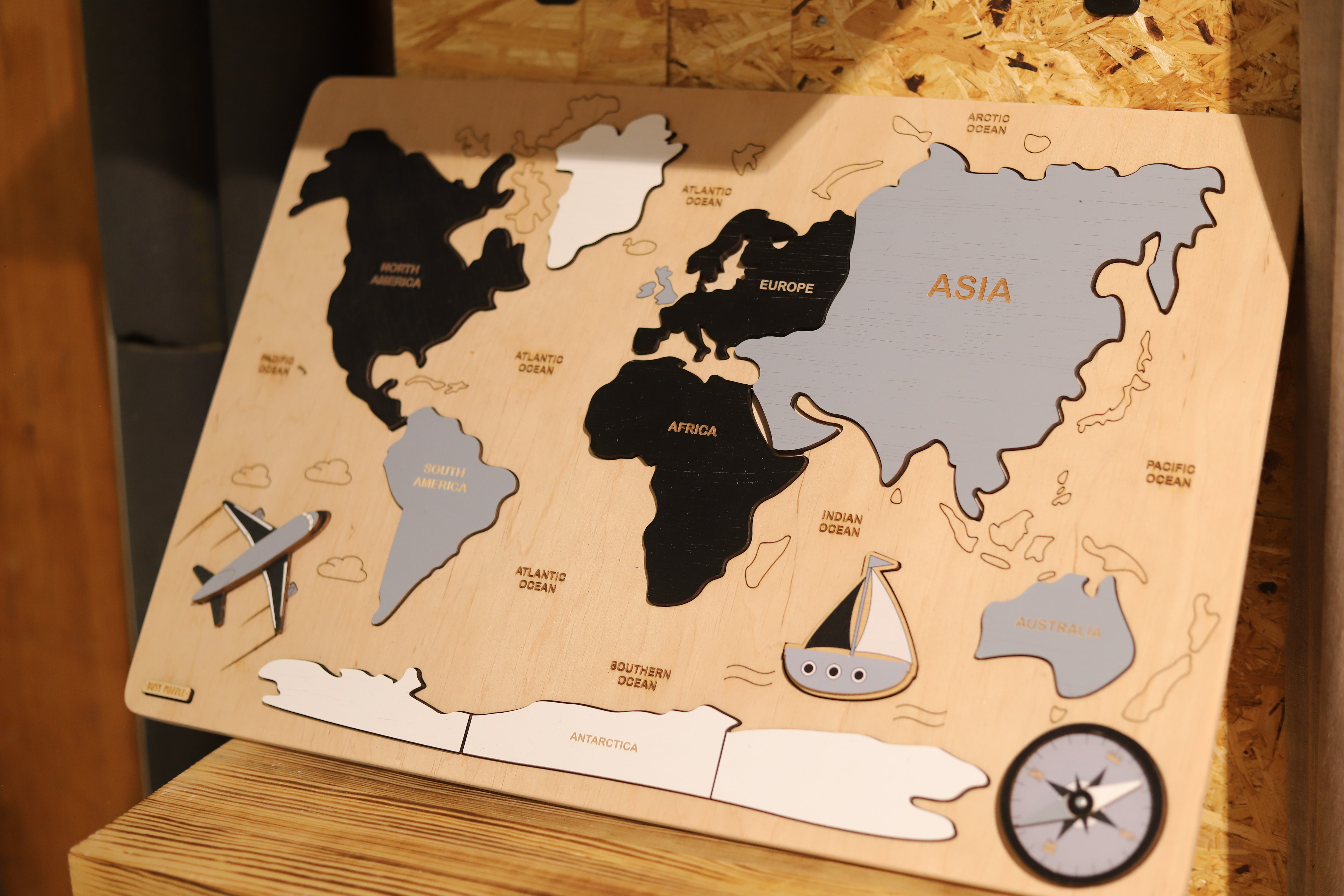 Puzzle Weltkarte – pädagogisches Holzpuzzle für Kinder / Lernspiel zur Geografie / Entdeckungsreise für junge Weltentdecke