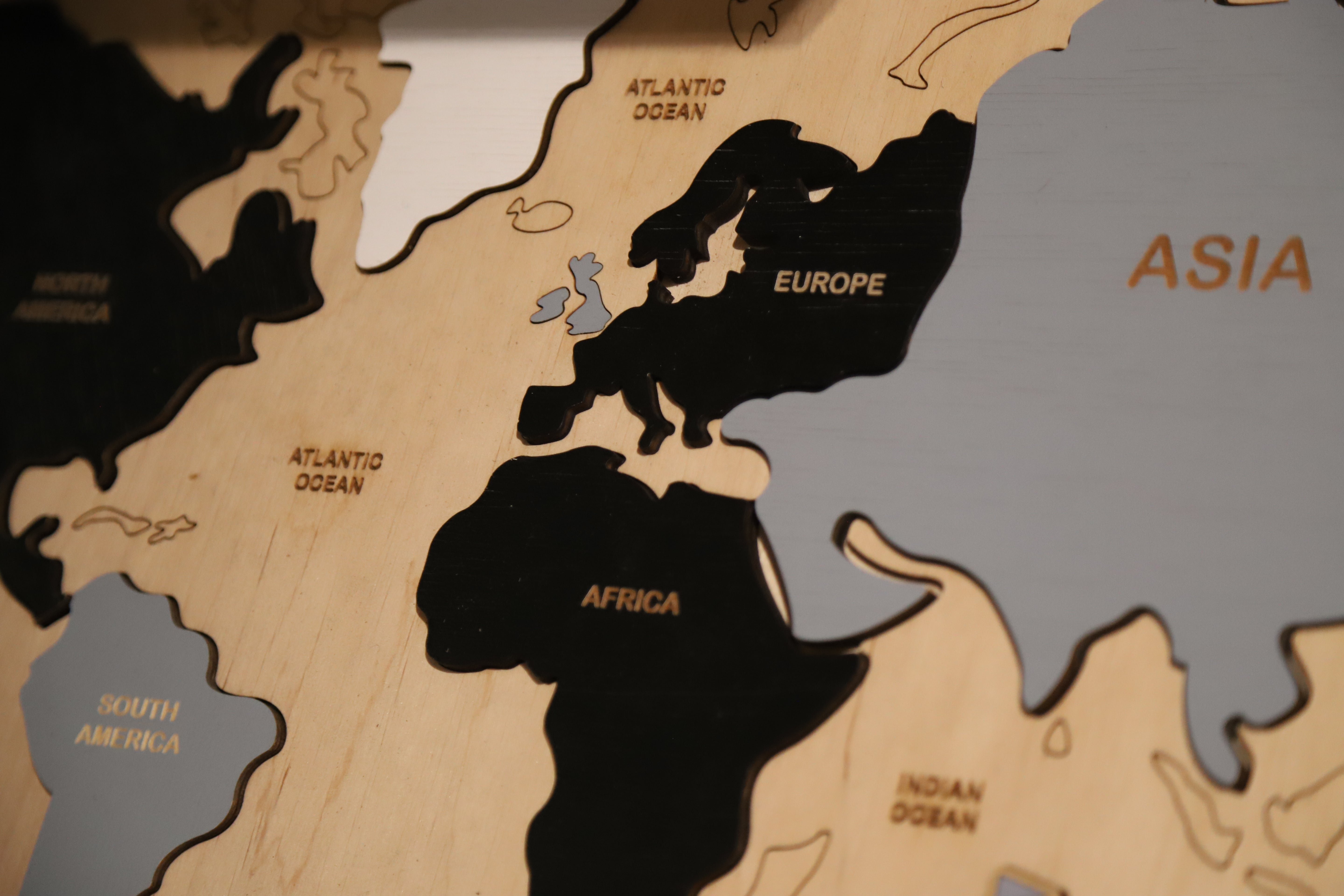 Puzzle Weltkarte – pädagogisches Holzpuzzle für Kinder / Lernspiel zur Geografie / Entdeckungsreise für junge Weltentdecke