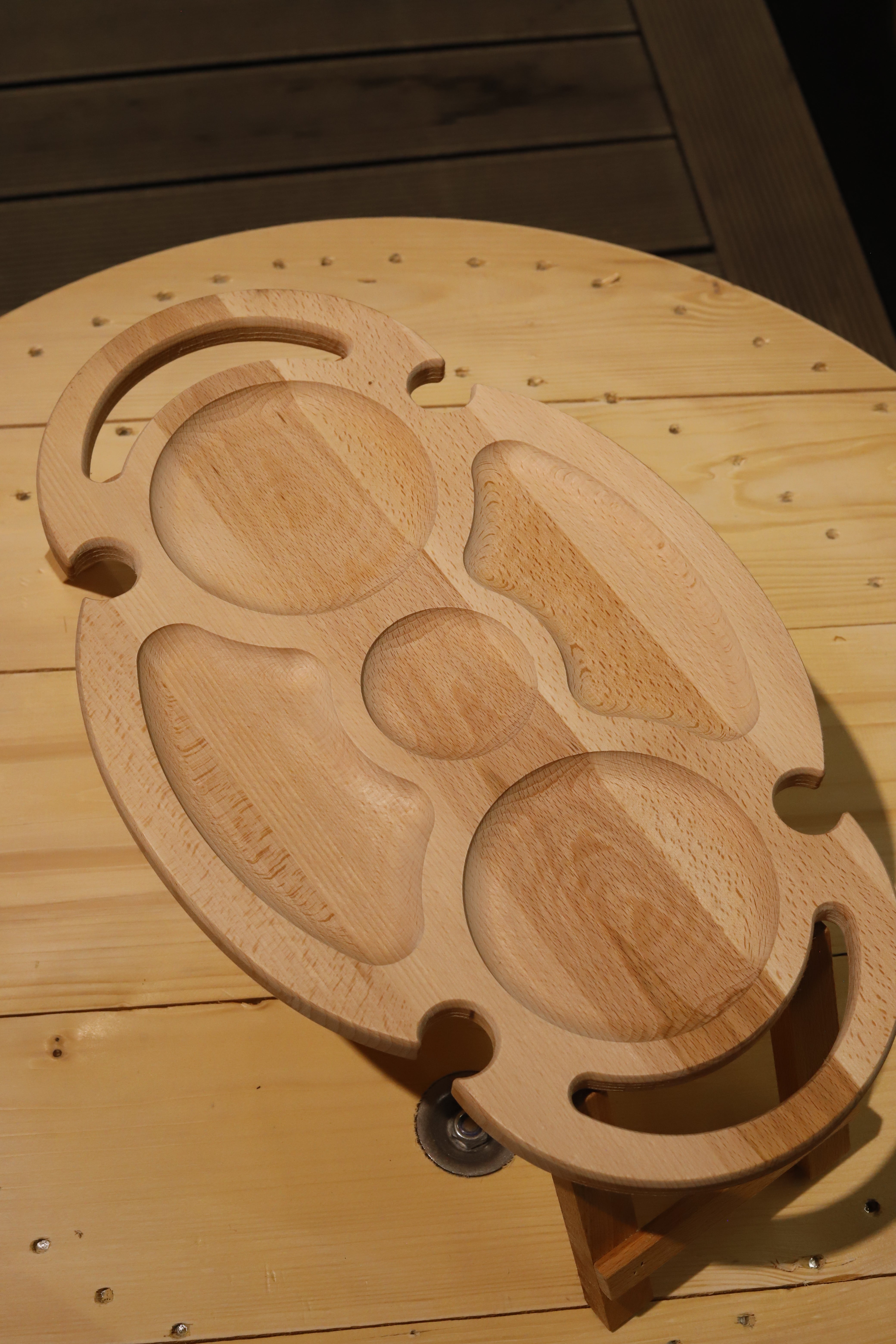 Ovales multifunktionales Serviertablett aus Buchenholz – stilvolles Holztablett für Weingläser, Käse & Wurst / Perfekt für romantisches Dinner & Frühstück