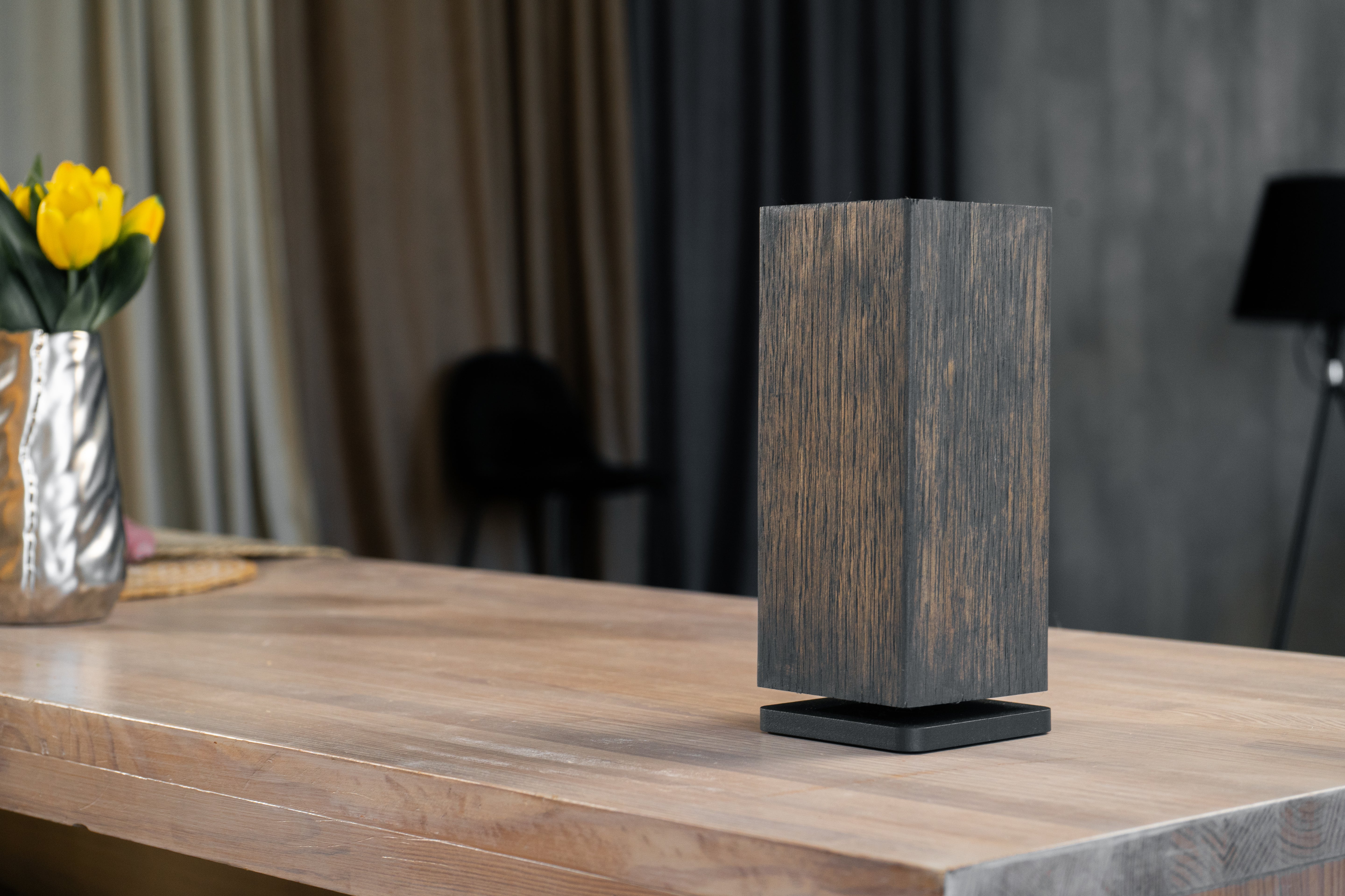 360° Magnetischer Messerblock aus Holz, Handgefertigter Messerhalter, Drehbarer Messerorganizer- Schokolade- HolzRepublik