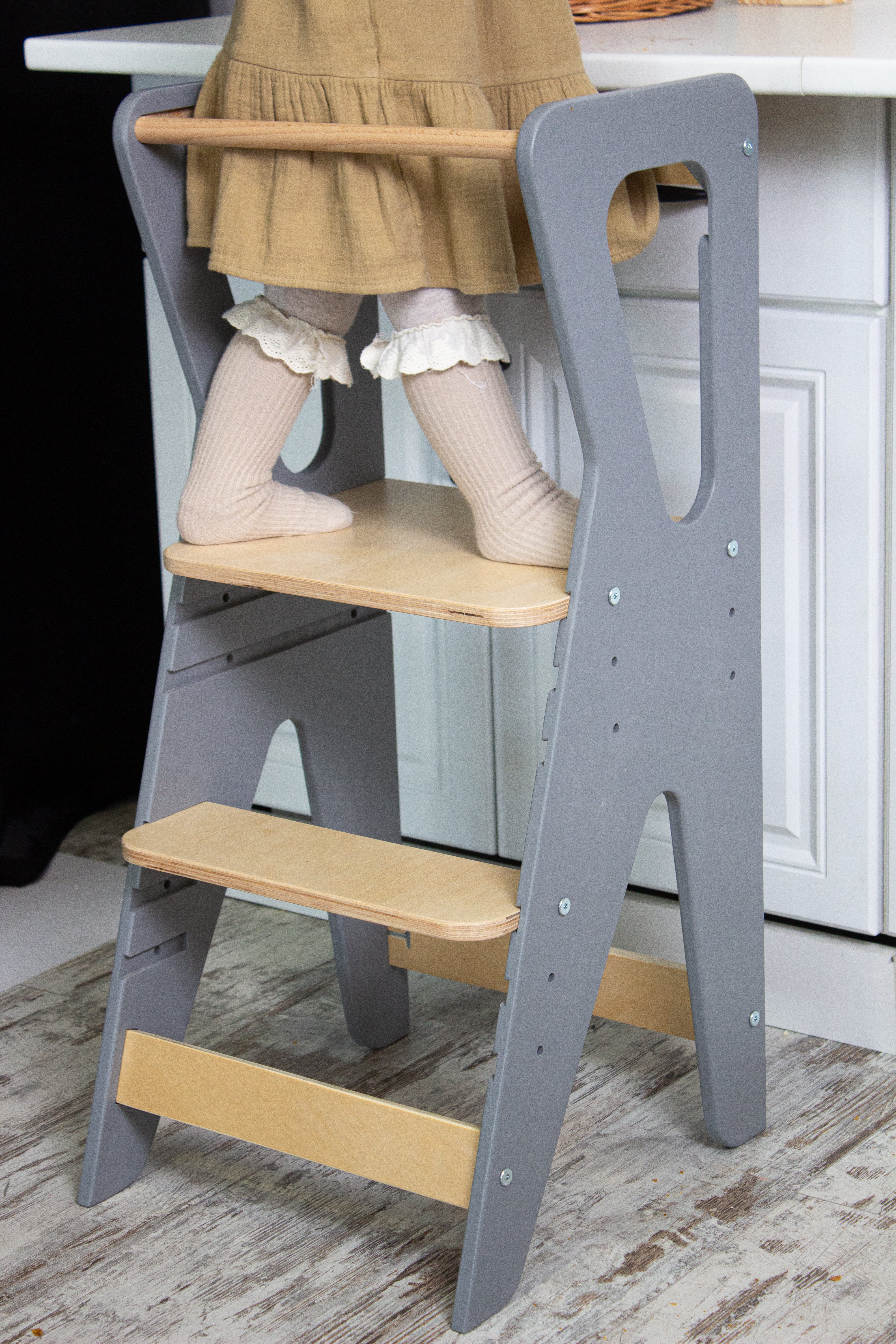 Montessori Lernturm: Der kleine Helfer für Ihr Kind- HolzRepublik