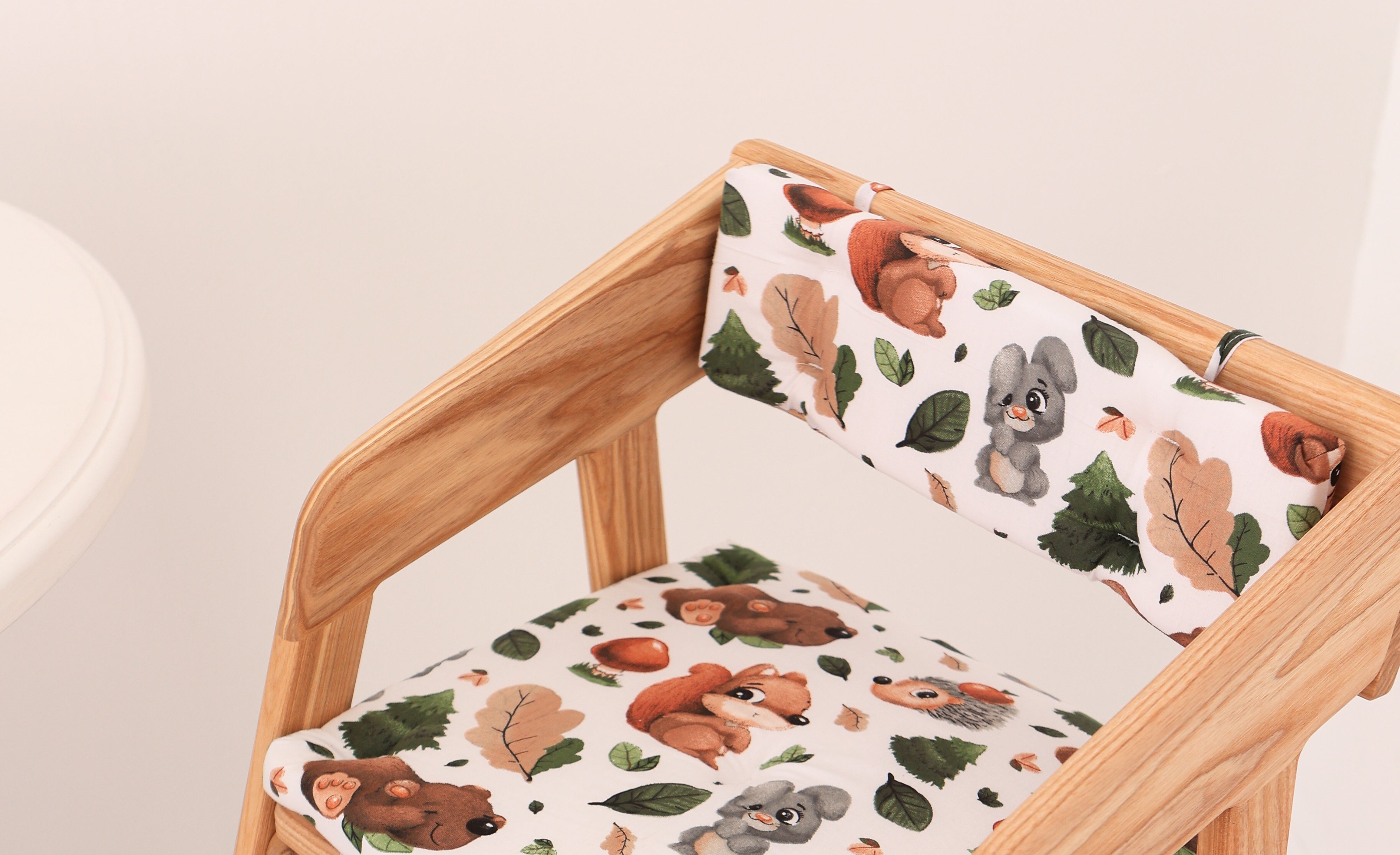 Anatomischer Kinderstuhl / Hochstuhl– Wächst mit Ihrem Kind- HolzRepublik