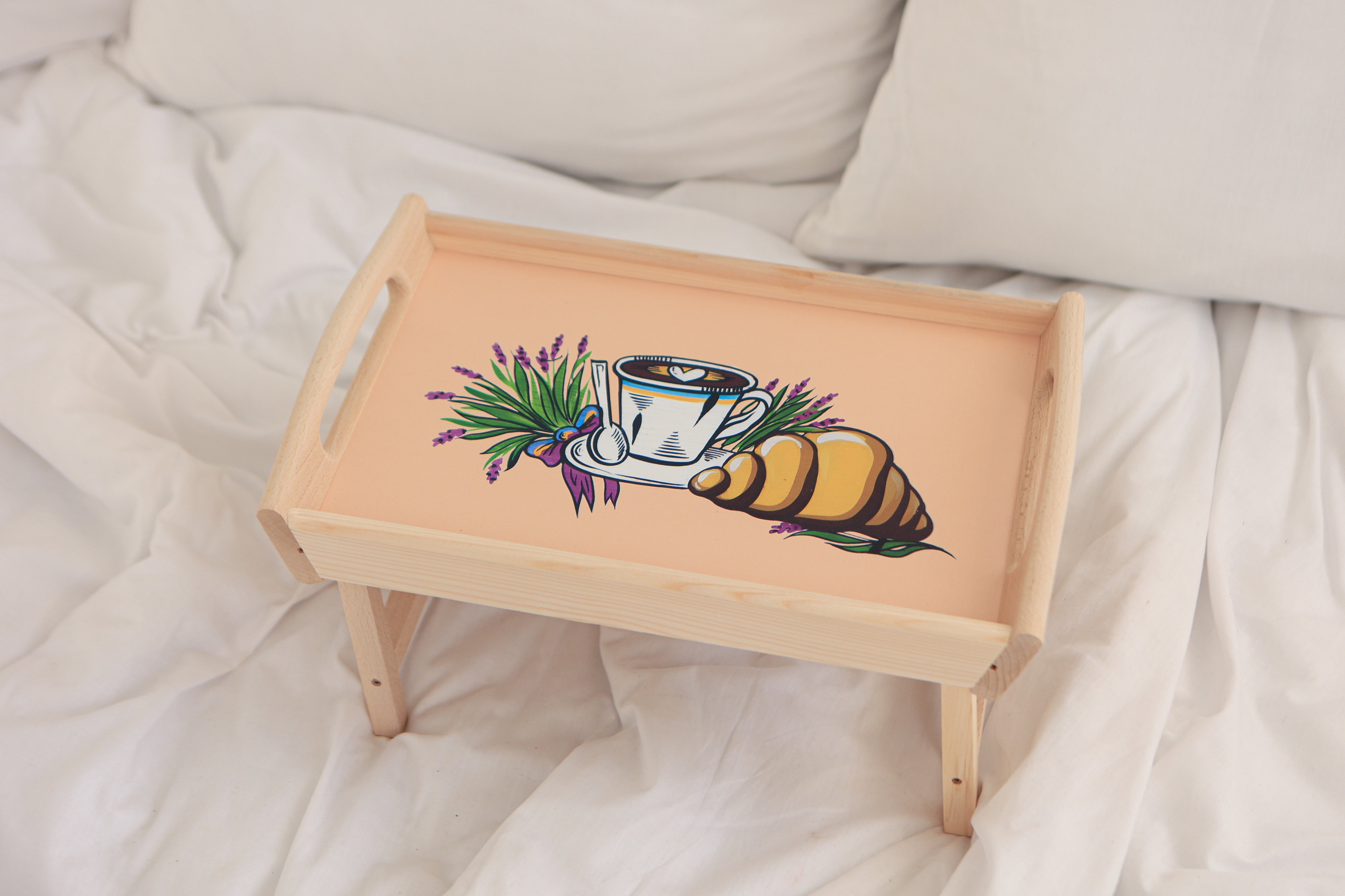 Holztablett "Croissant", mit Füßen- HolzRepublik