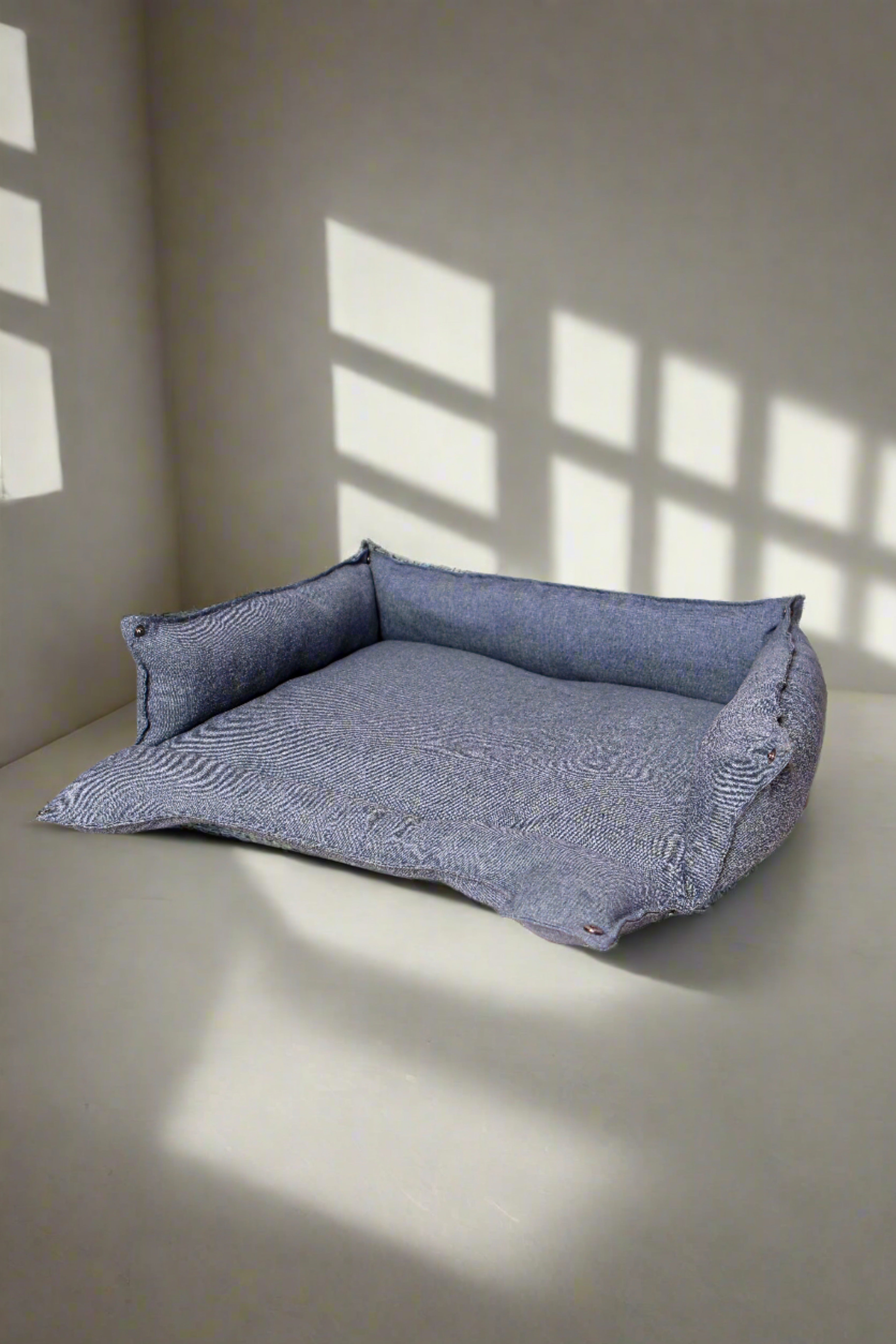 Hundebett & Hundekissen in einem - Jeans-Blau /Einklappbare Hundeliege / Hunde-Schlafplatz maschinenwaschbar- HolzRepublik