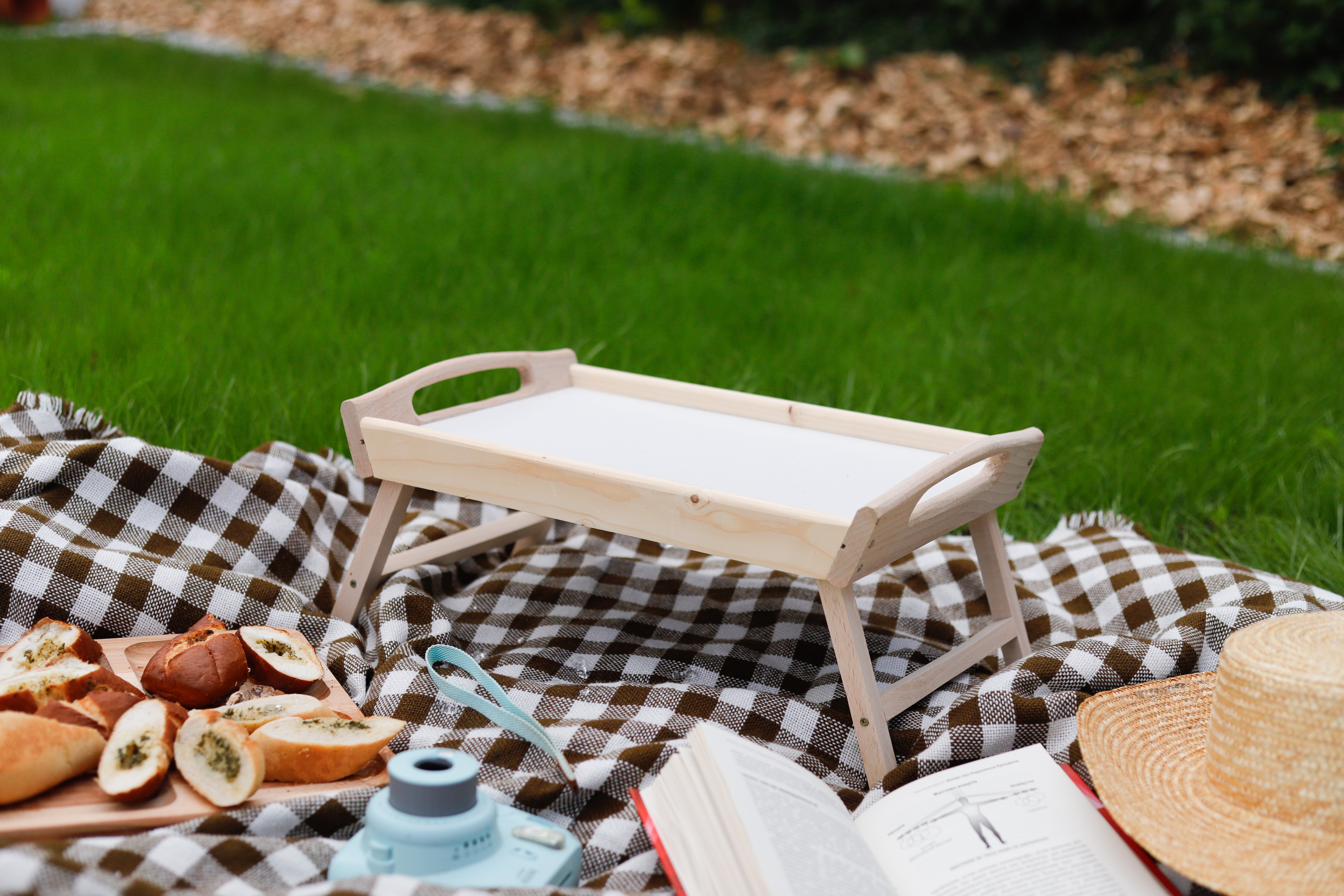 Holztablett "Klassik", mit Füßen- HolzRepublik