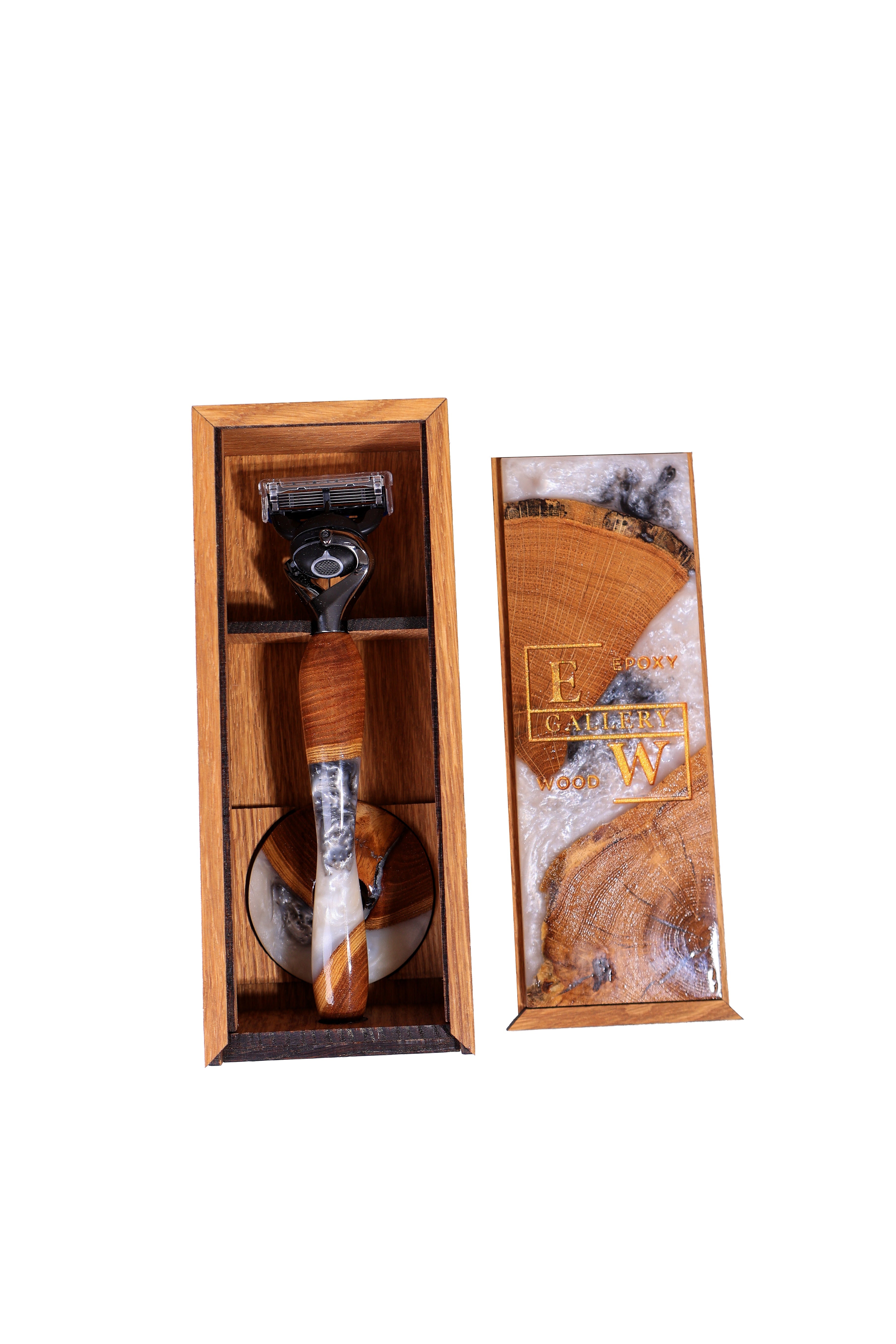 Eleganter Rasierer mit Holzgriff, Ständer und Geschenkbox- HolzRepublik