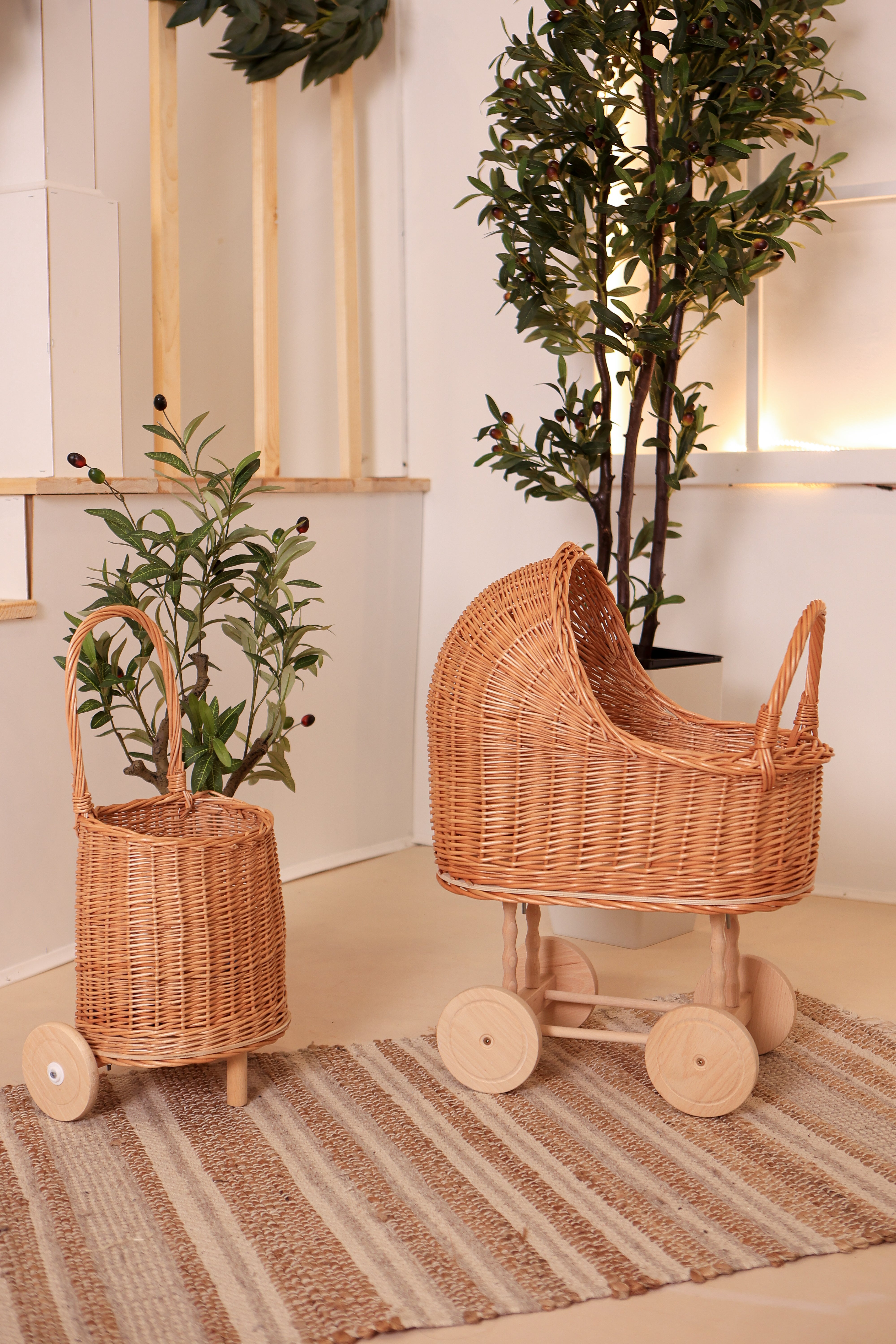 Wicker Puppenwagen - Ein Erbstück für die Spielzeit- HolzRepublik