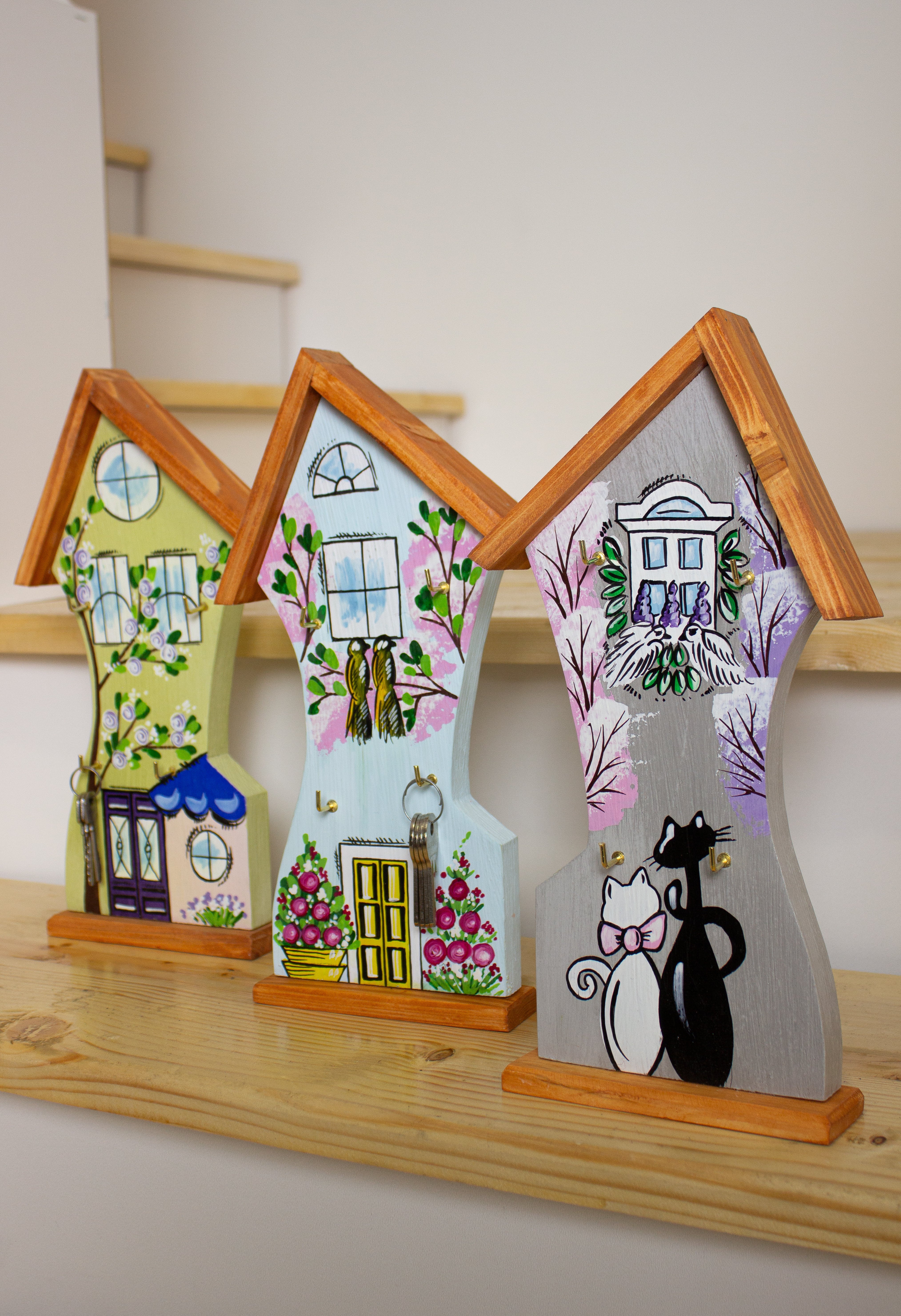 Holz-Wand-Schlüsselhalter in Hausform- HolzRepublik