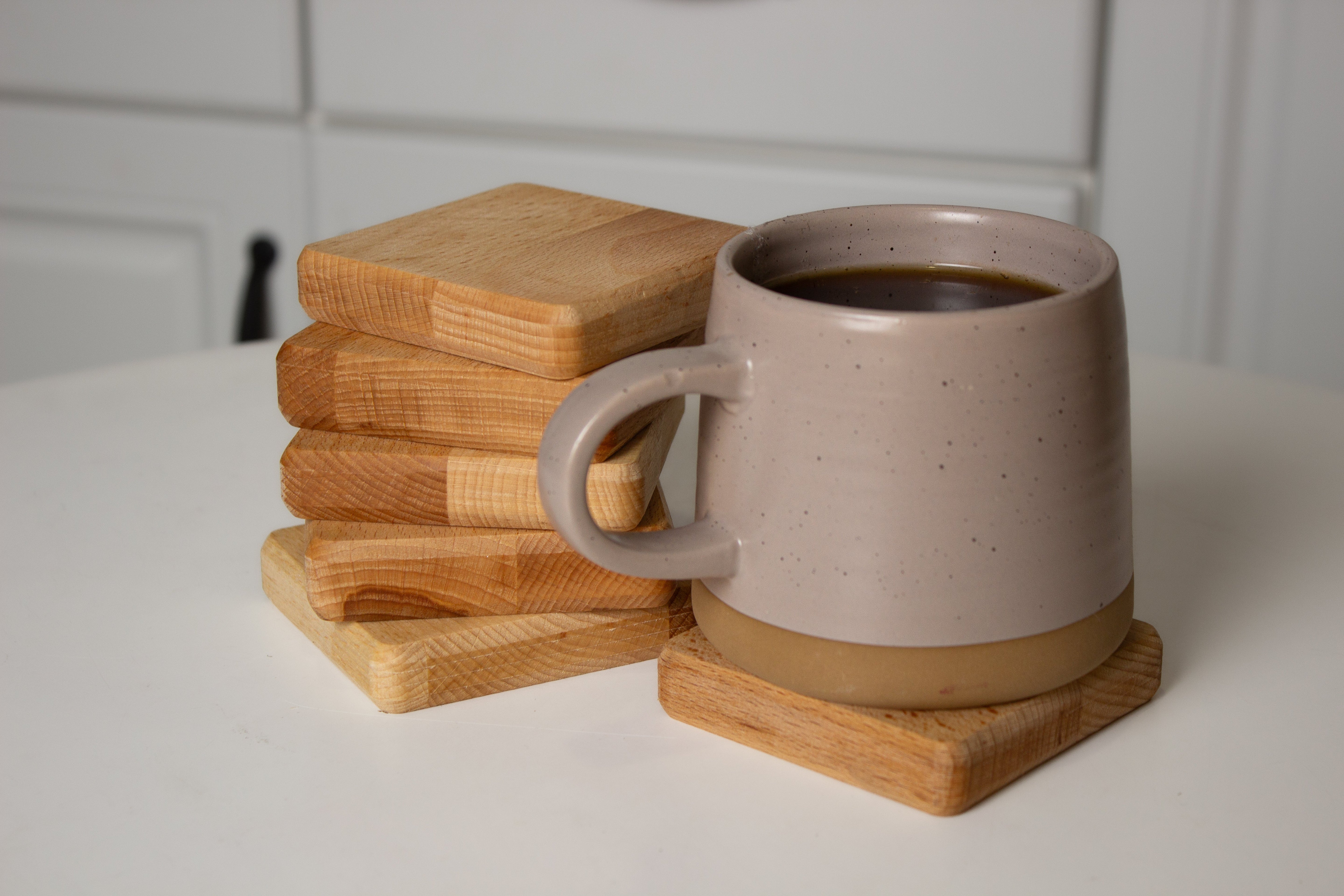 Holzuntersetzer für Tassen 8,5x8,5x2 cm- HolzRepublik