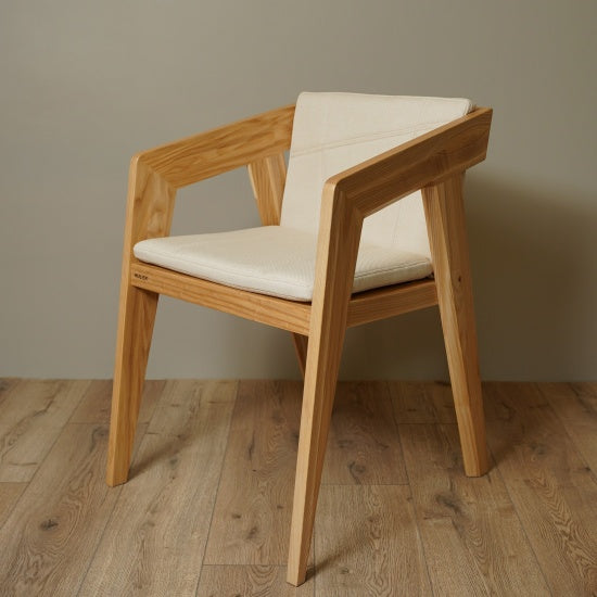 Eleganter Esszimmerstuhl- HolzRepublik