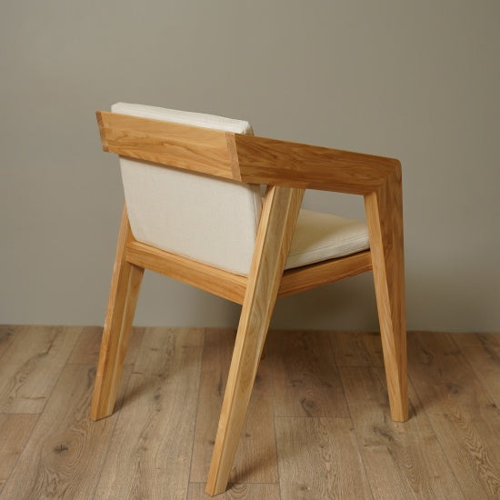 Eleganter Esszimmerstuhl- HolzRepublik