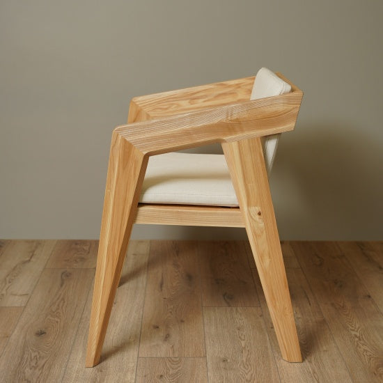 Eleganter Esszimmerstuhl- HolzRepublik