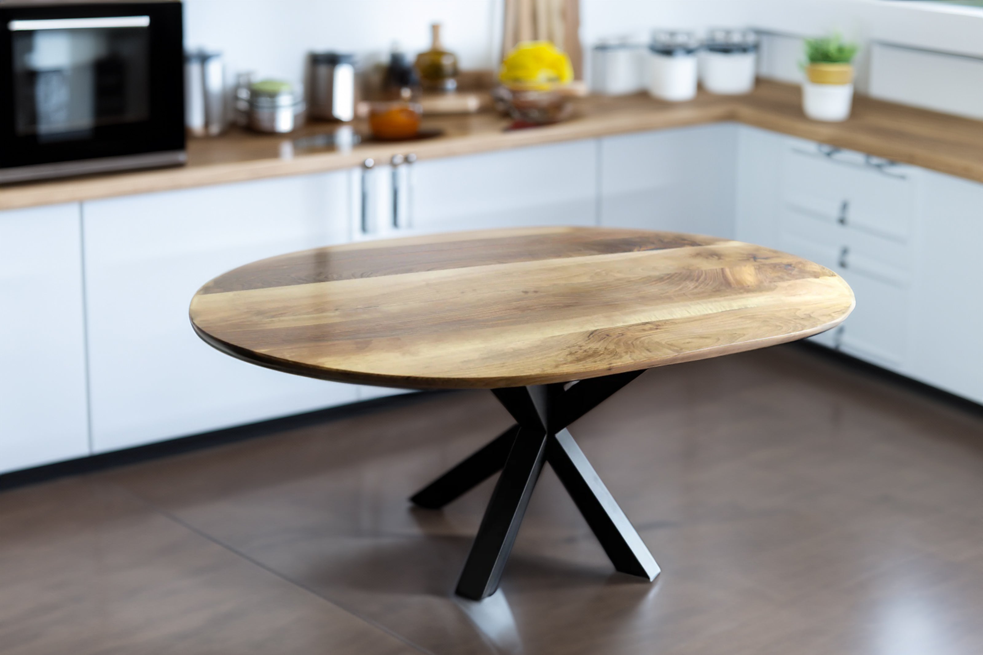    Ovale Esstischplatte aus Nussbaumholz / Holztischplatte- HolzRepublik