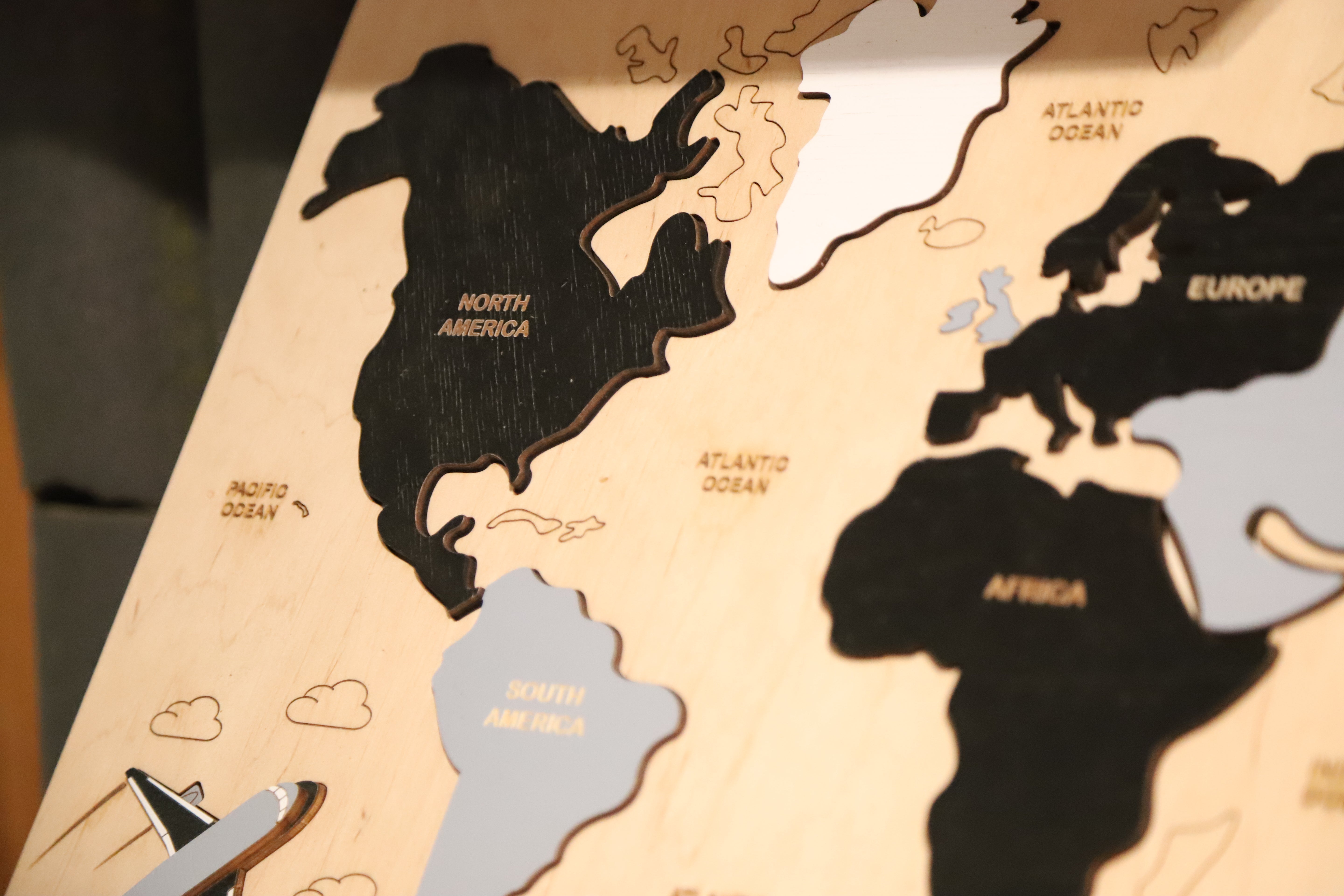 Puzzle Weltkarte – pädagogisches Holzpuzzle für Kinder / Lernspiel zur Geografie / Entdeckungsreise für junge Weltentdecke