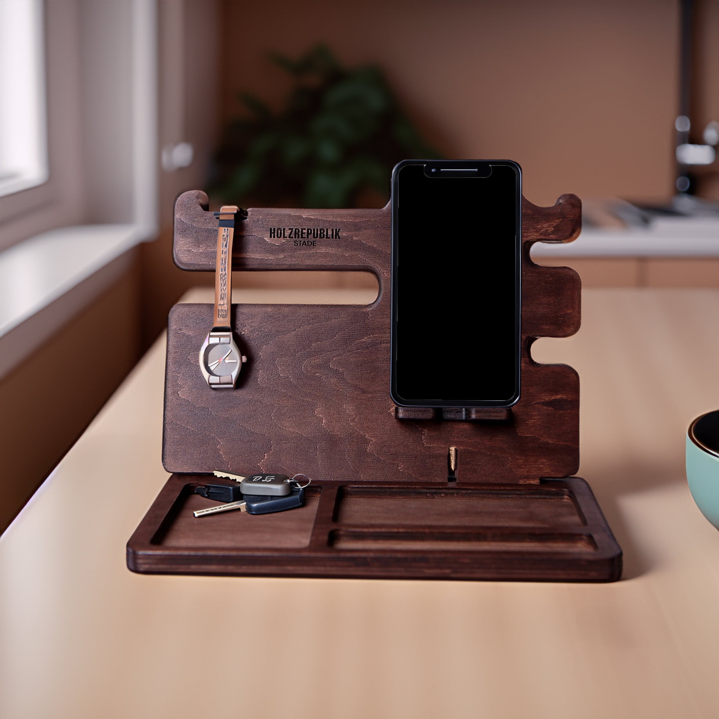    Holz-Dockingstation- HolzRepublik