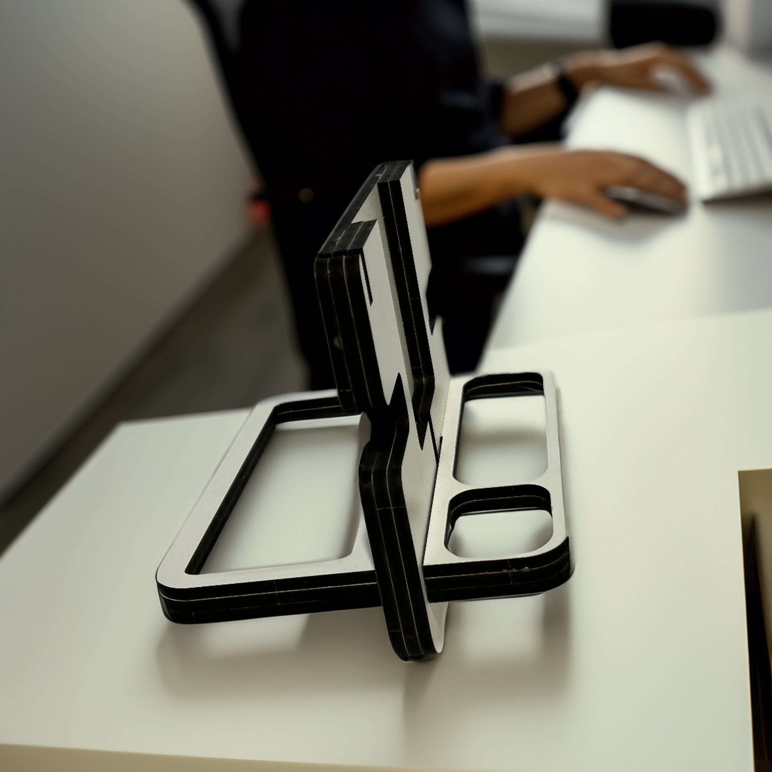    Holz-Dockingstation- HolzRepublik