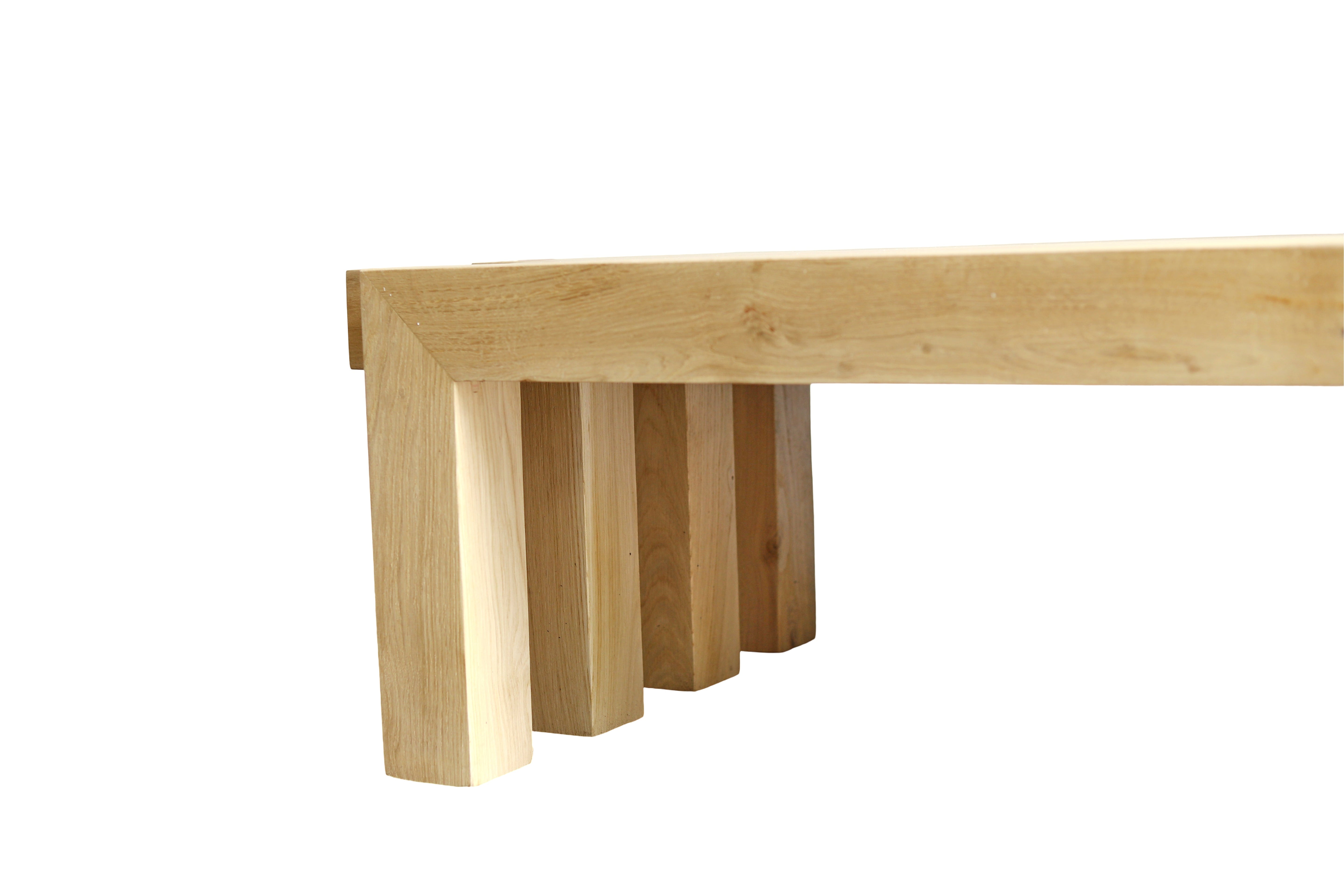    Rechteckiger Couchtisch aus neuen Eichenbalken / Massivholz- HolzRepublik