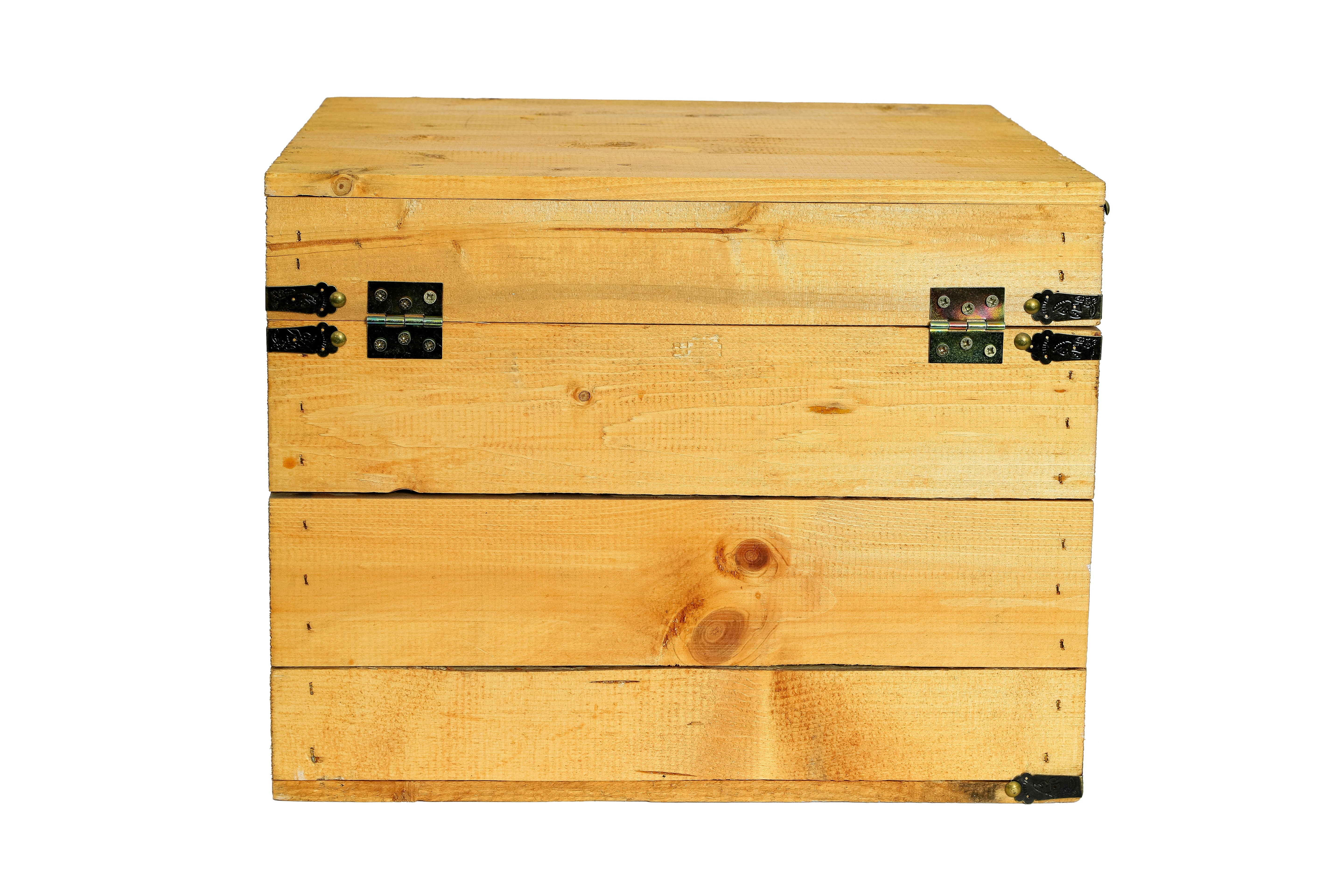    Neue dekorative Holztruhe 45x35x35xcm - gealterte Truhe / Dekotruhe / Kleine Schatztruhe- HolzRepublik